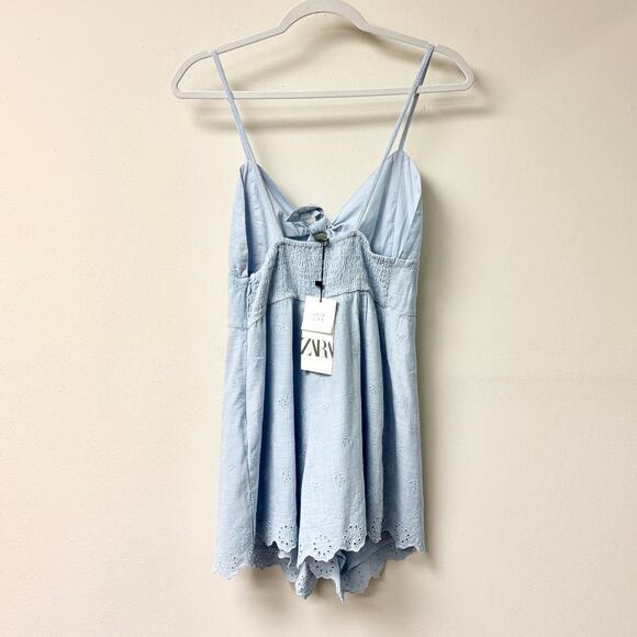 NWT Zara Eyelet Sleeveless V-Neck Playsuit with Bow Detail Pale Blue Women's M - Picture 3 of 5